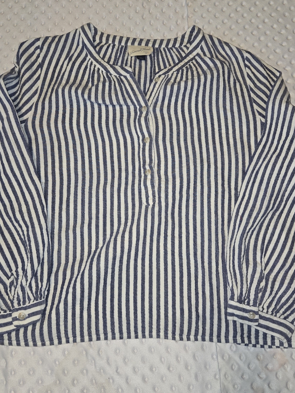 Universal Thread Blue Striped Top Size L Brushed Cotton Button Front